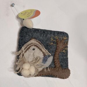 NWT Wild Woolies Grey Hand Felted Bird Nest Zipper Pouch